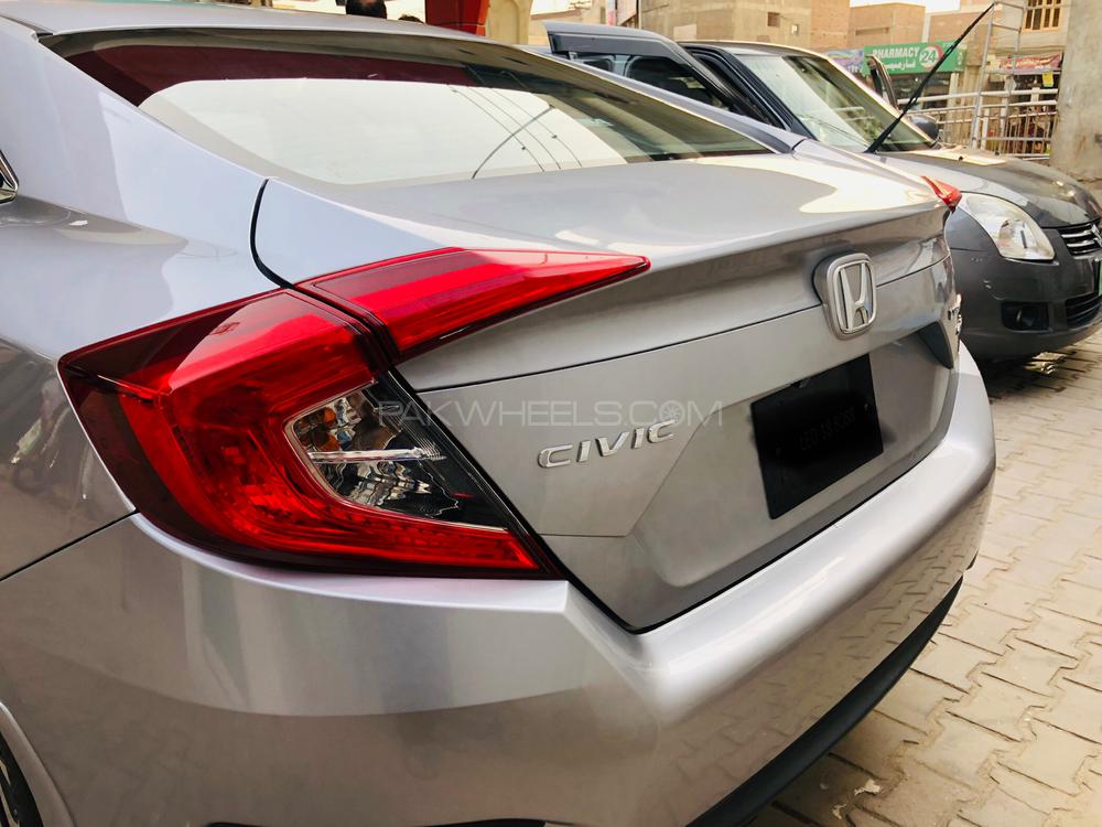Honda Civic 2018 for Sale in Multan Honda Civic 2018 for Sale in Multan Image-7