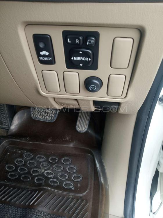 Toyota Hilux 2013 for Sale in Gujranwala Toyota Hilux 2013 for Sale in Gujranwala Image-9