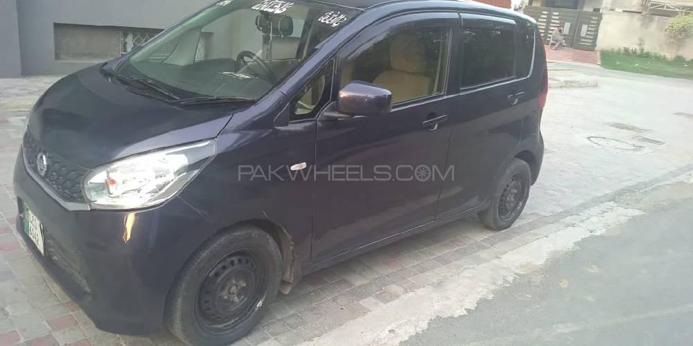 Nissan Dayz 2016 for Sale in Lahore Nissan Dayz 2016 for Sale in Lahore Image-5
