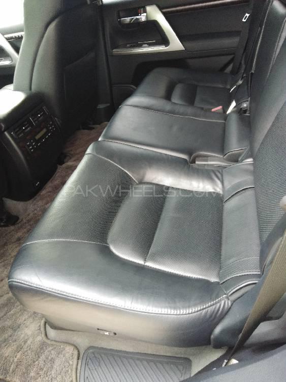 Toyota Land Cruiser 2013 for Sale in Islamabad Toyota Land Cruiser 2013 for Sale in Islamabad Image-19