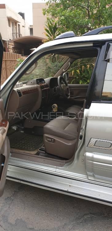 Toyota Prado 2001 for Sale in Lahore Toyota Prado 2001 for Sale in Lahore Image-10