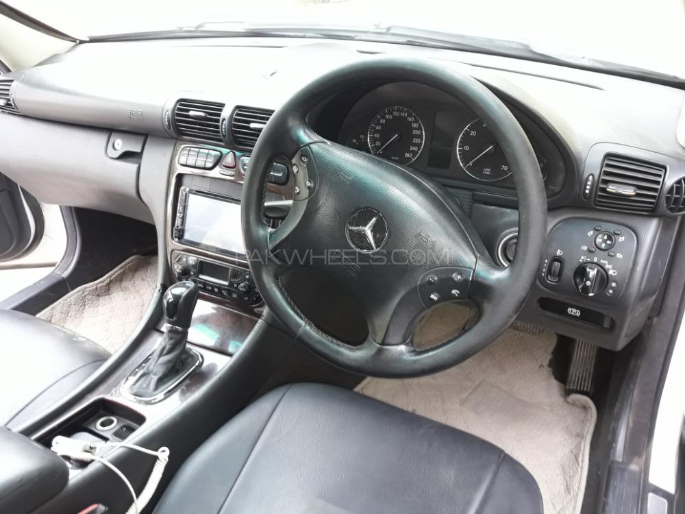 Mercedes Benz C Class 2004 for Sale in Peshawar Mercedes Benz C Class 2004 for Sale in Peshawar Image-6