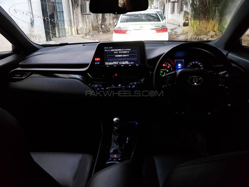 Toyota C-HR 2016 for Sale in Karachi Toyota C-HR 2016 for Sale in Karachi Image-19