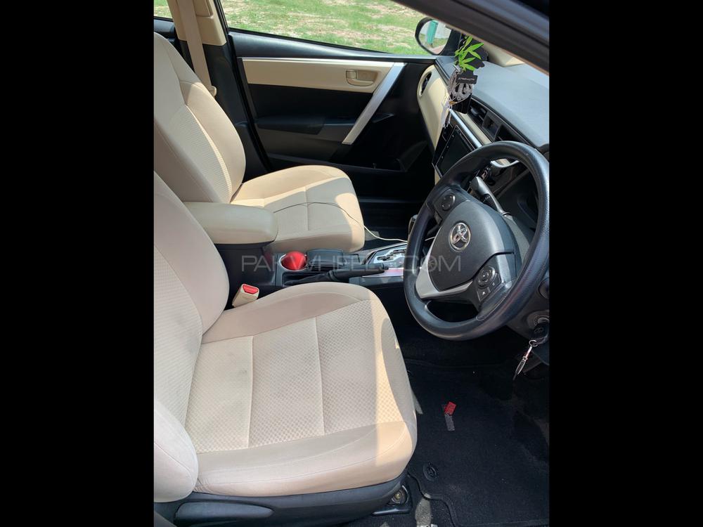 Toyota Corolla 2018 for Sale in Islamabad Toyota Corolla 2018 for Sale in Islamabad Image-5