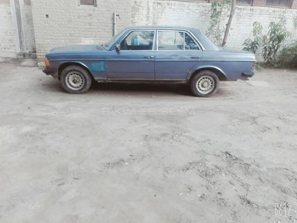 Mercedes Benz Other 1984 for Sale in Peshawar Image-1
