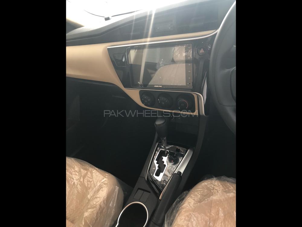 Toyota Corolla 2019 for Sale in Peshawar Toyota Corolla 2019 for Sale in Peshawar Image-12