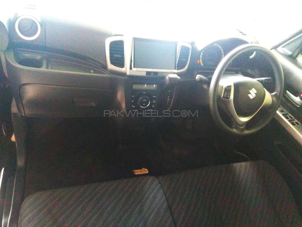 Suzuki Spacia 2015 for Sale in Lahore Suzuki Spacia 2015 for Sale in Lahore Image-3