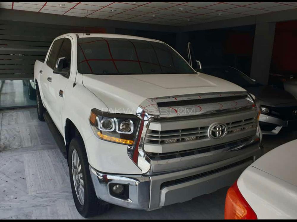 Toyota Tundra 2015 for Sale in Peshawar Image-1