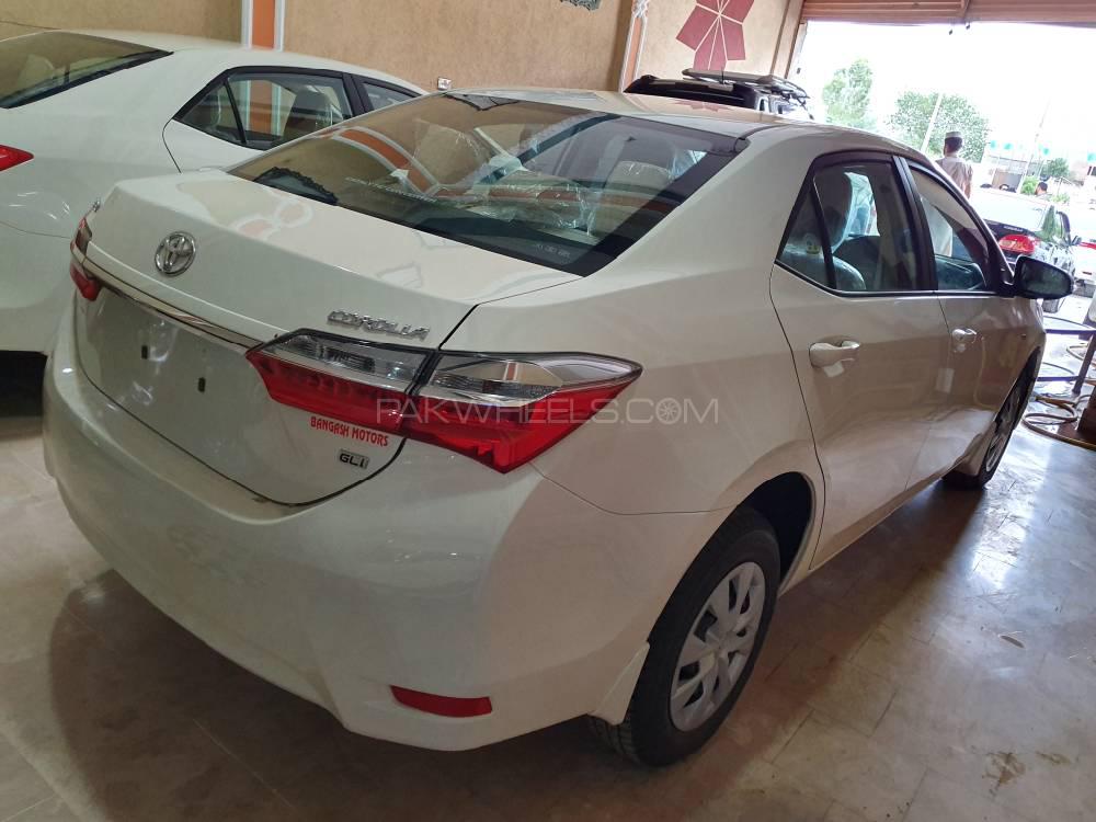 Toyota Corolla 2019 for Sale in Peshawar Toyota Corolla 2019 for Sale in Peshawar Image-3