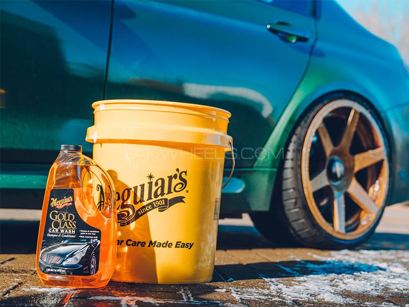 Meguiar's Gold Class Car Wash Shampoo and Conditioner 1.89L Meguiar's Gold Class Car Wash Shampoo and Conditioner 1.89L Image-4