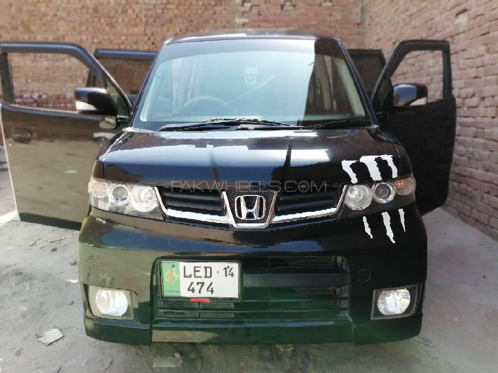 Honda Zest 2010 for Sale in Multan Image-1