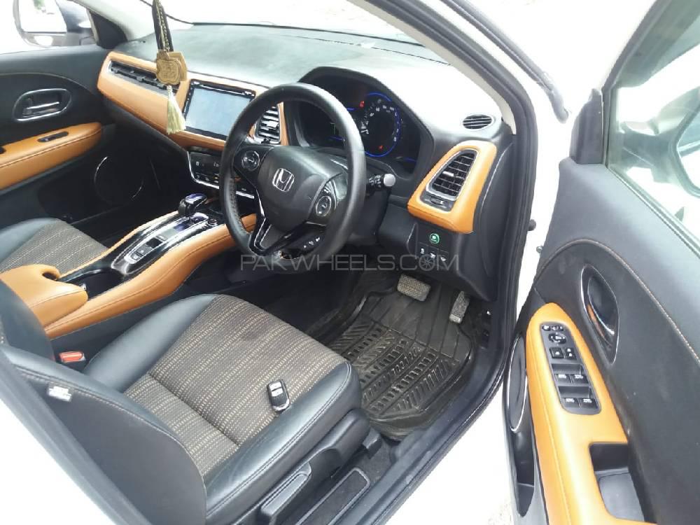 Honda Vezel 2015 for Sale in Karachi Honda Vezel 2015 for Sale in Karachi Image-8