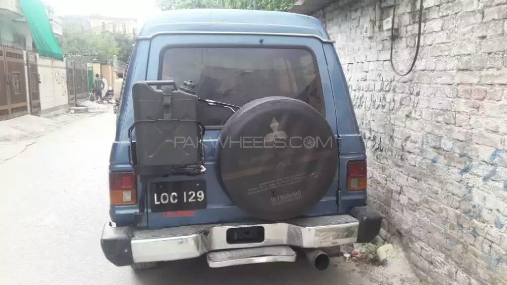 Mitsubishi Pajero 1990 for Sale in Rawalpindi Mitsubishi Pajero 1990 for Sale in Rawalpindi Image-3