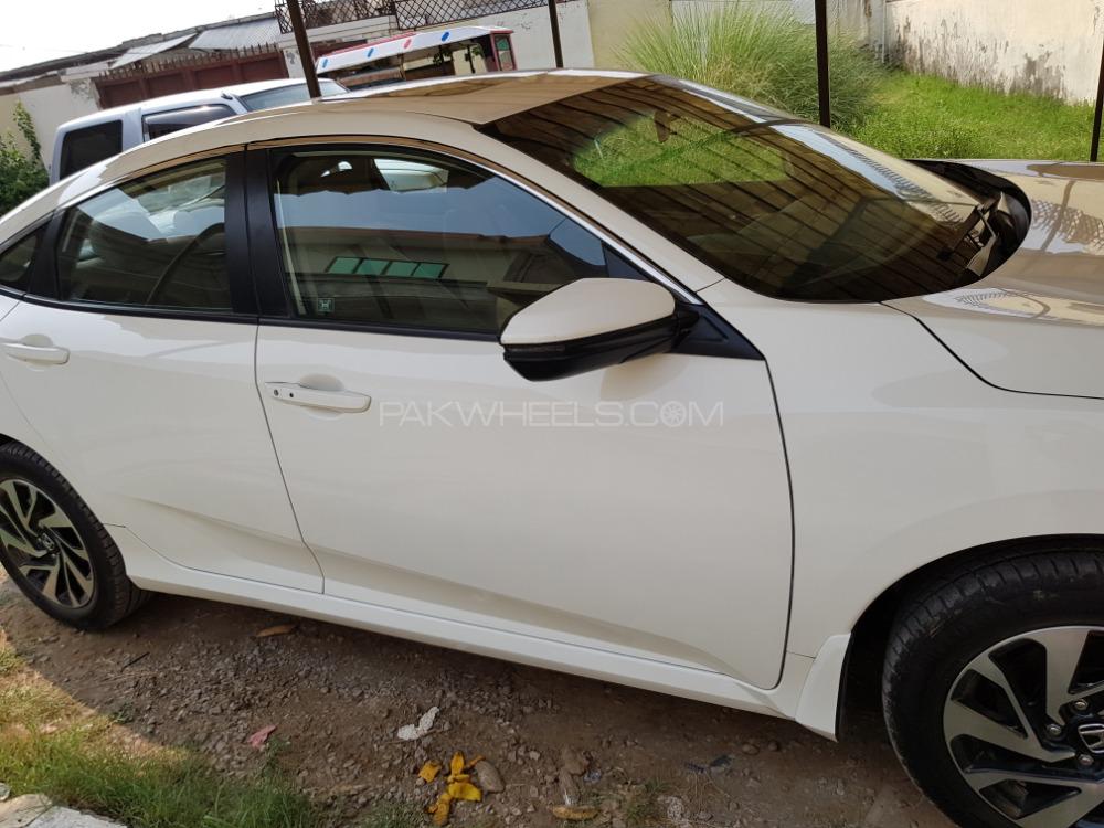 Honda Civic 2018 for Sale in Fateh Jang Image-1