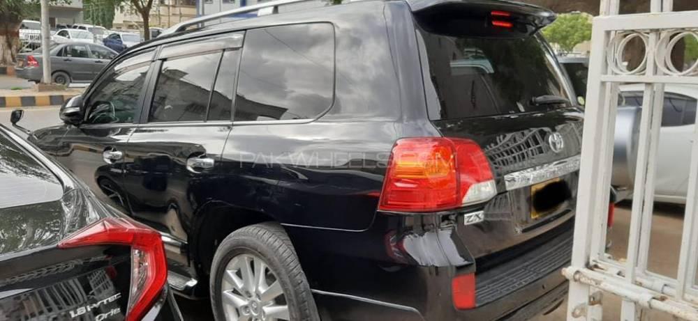 Toyota Land Cruiser 2013 for Sale in Karachi Toyota Land Cruiser 2013 for Sale in Karachi Image-5