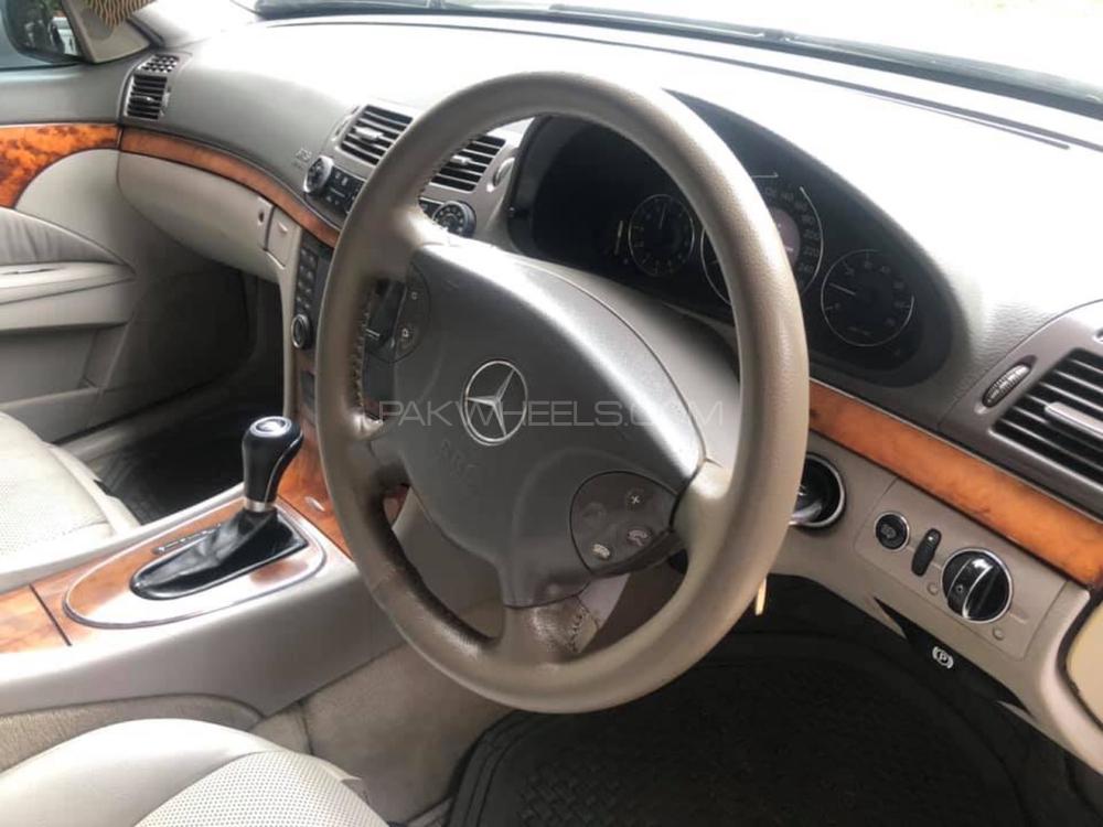 Mercedes Benz Other 2011 for Sale in Rawalpindi Image-1