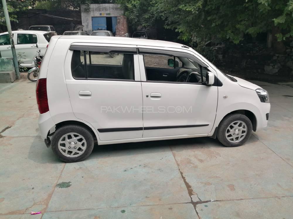Suzuki Wagon R 2017 for Sale in Lahore Suzuki Wagon R 2017 for Sale in Lahore Image-4