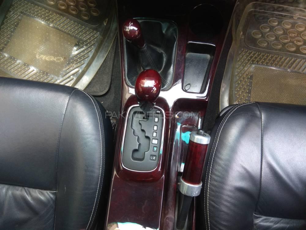 Toyota Hilux 2014 for Sale in Karachi Toyota Hilux 2014 for Sale in Karachi Image-7