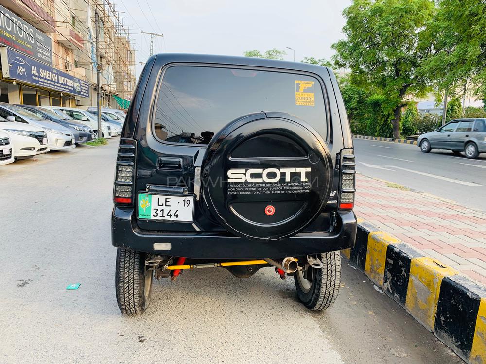 Suzuki Jimny 2012 for Sale in Lahore Suzuki Jimny 2012 for Sale in Lahore Image-3