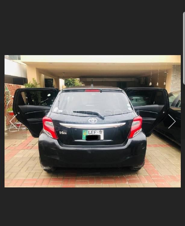 Toyota Vitz 2017 for Sale in Sialkot Toyota Vitz 2017 for Sale in Sialkot Image-3