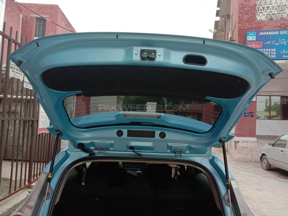 Toyota Aqua 2012 for Sale in Lahore Toyota Aqua 2012 for Sale in Lahore Image-4