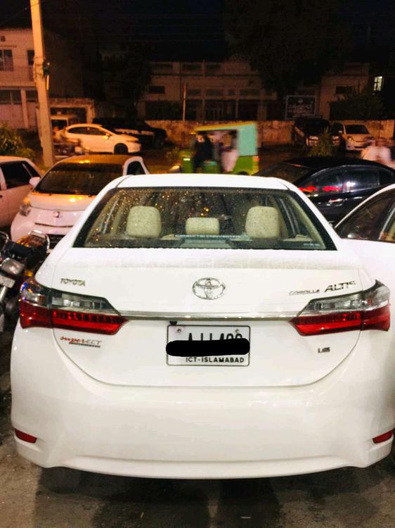 Toyota Corolla 2018 for Sale in Rawalpindi Toyota Corolla 2018 for Sale in Rawalpindi Image-4