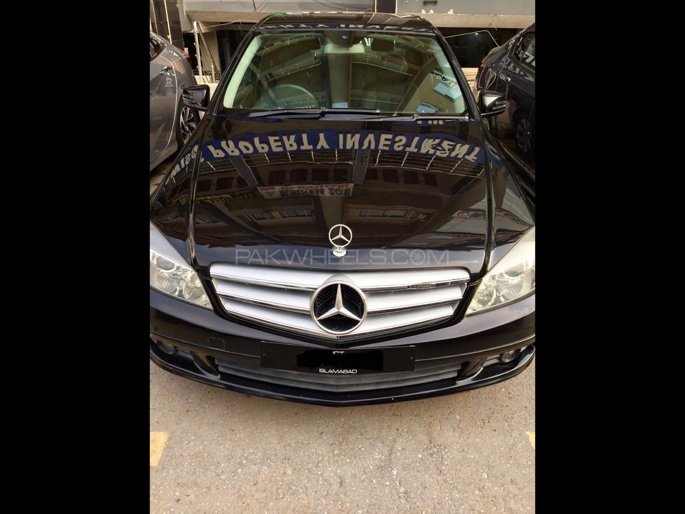Mercedes Benz C Class 2010 for Sale in Islamabad Image-1