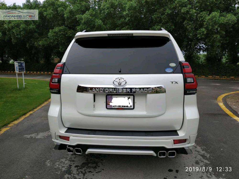 Toyota Prado 2011 for Sale in Lahore Toyota Prado 2011 for Sale in Lahore Image-6
