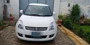 Slide_suzuki-swift-dlx-1-3-navigation-2018-31570225