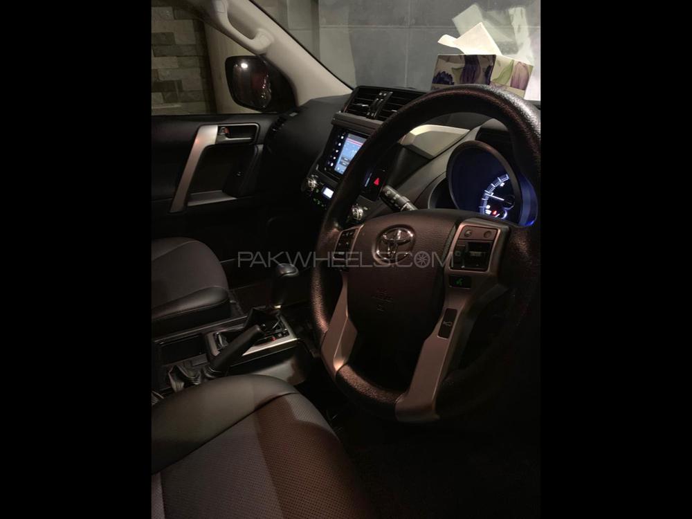 Toyota Prado 2014 for Sale in Lahore Toyota Prado 2014 for Sale in Lahore Image-9