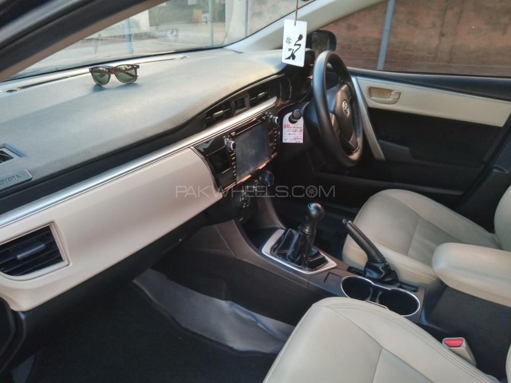Toyota Corolla 2014 for Sale in Peshawar Toyota Corolla 2014 for Sale in Peshawar Image-6