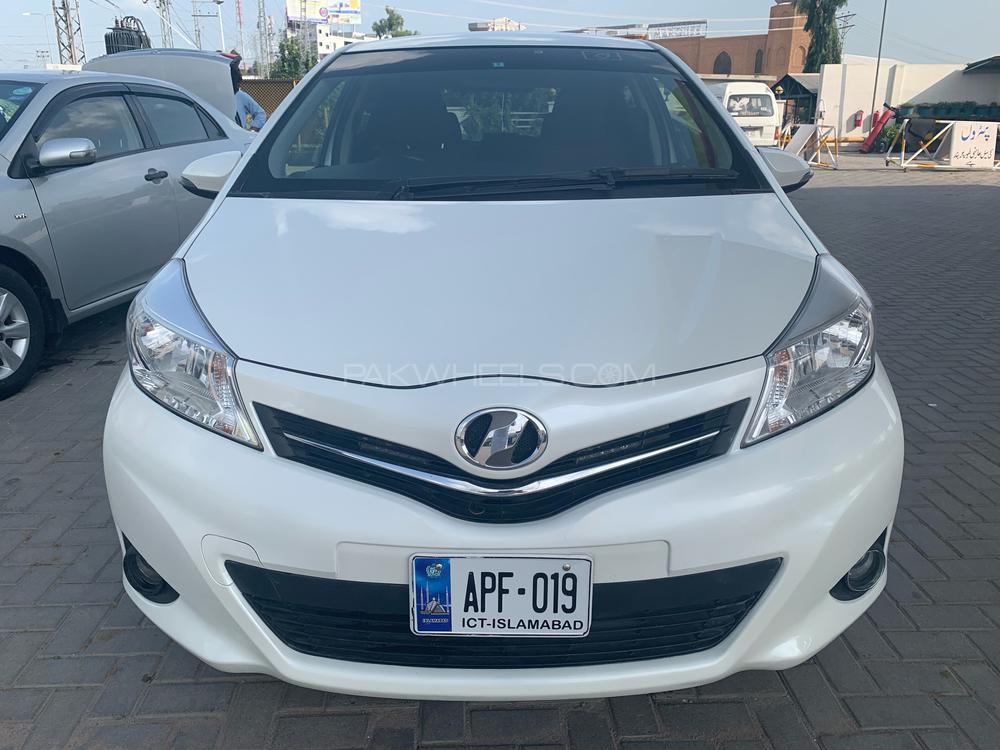Toyota Vitz 2014 for Sale in Islamabad Image-1