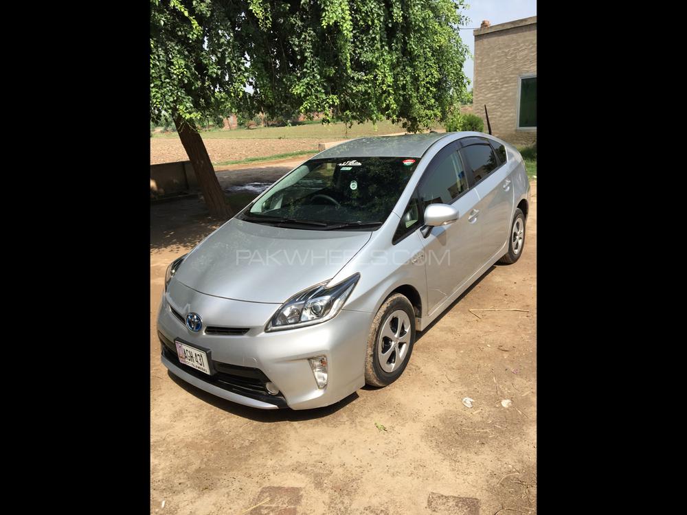 Toyota Prius 2014 for Sale in Sahiwal Image-1