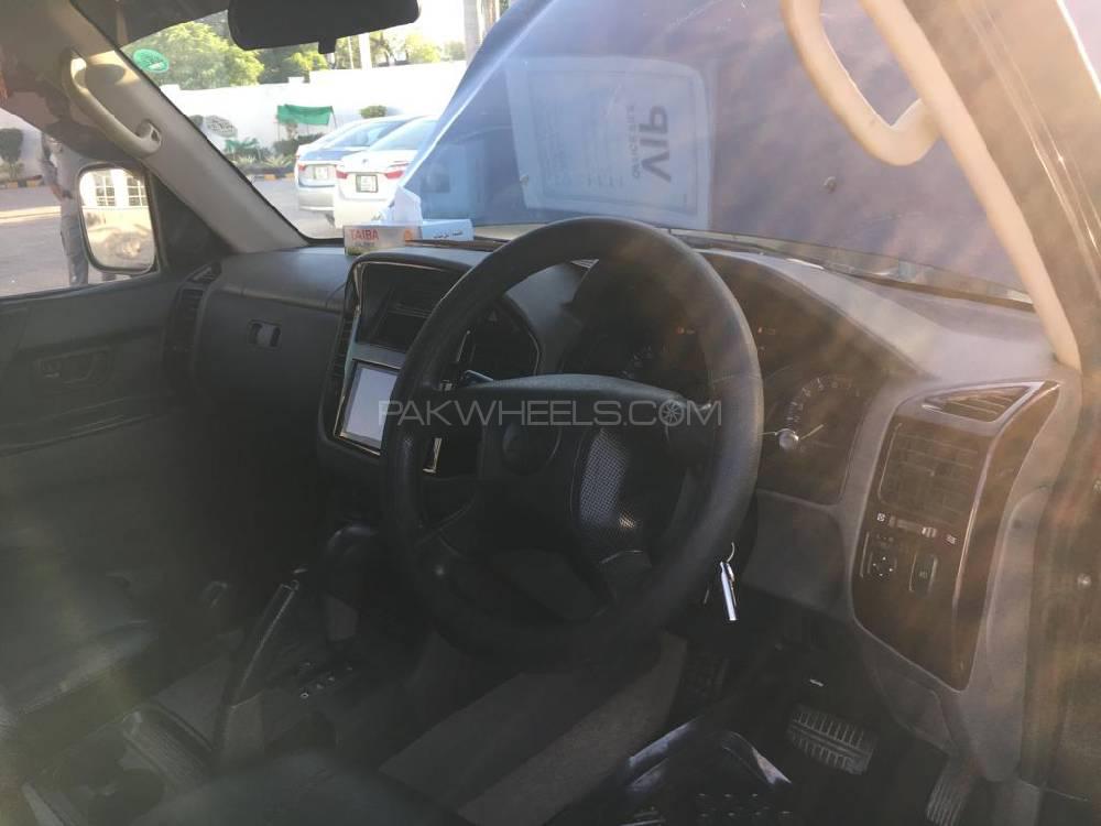Mitsubishi Pajero 2001 for Sale in Sargodha Mitsubishi Pajero 2001 for Sale in Sargodha Image-12