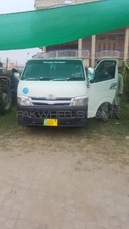 Toyota Hiace 2016 for Sale in Mirpur A.K. Image-1