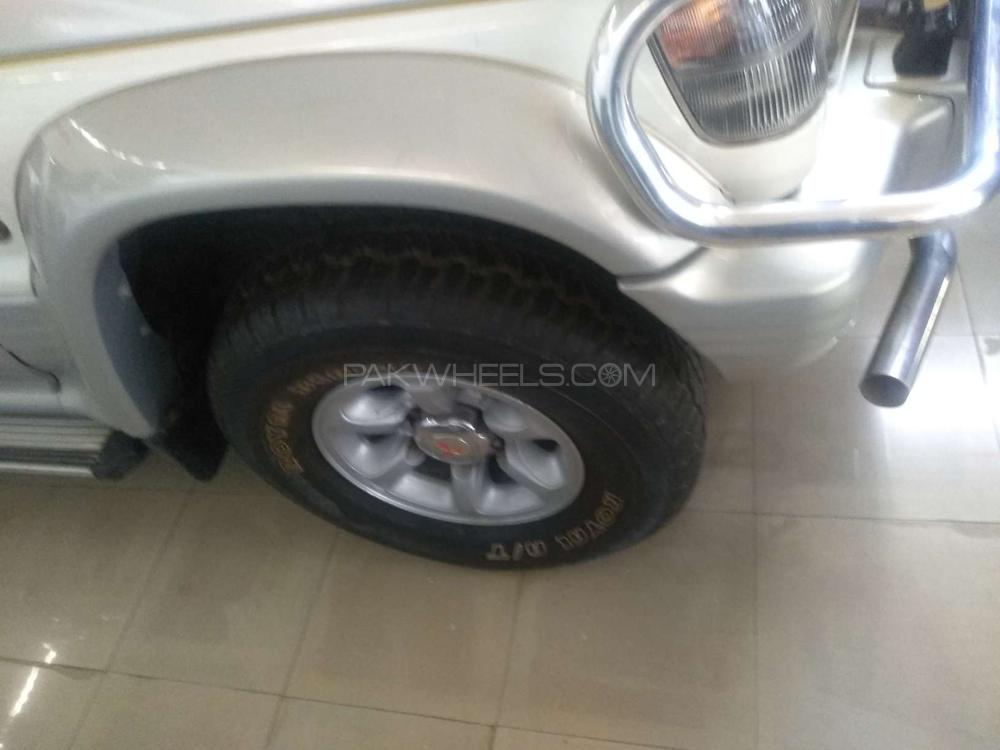 Mitsubishi Pajero 1993 for Sale in Multan Mitsubishi Pajero 1993 for Sale in Multan Image-2