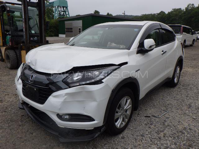 Honda Vezel 2014 for Sale in Peshawar Honda Vezel 2014 for Sale in Peshawar Image-3