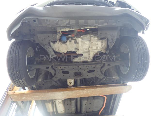 Honda Vezel 2014 for Sale in Peshawar Honda Vezel 2014 for Sale in Peshawar Image-11