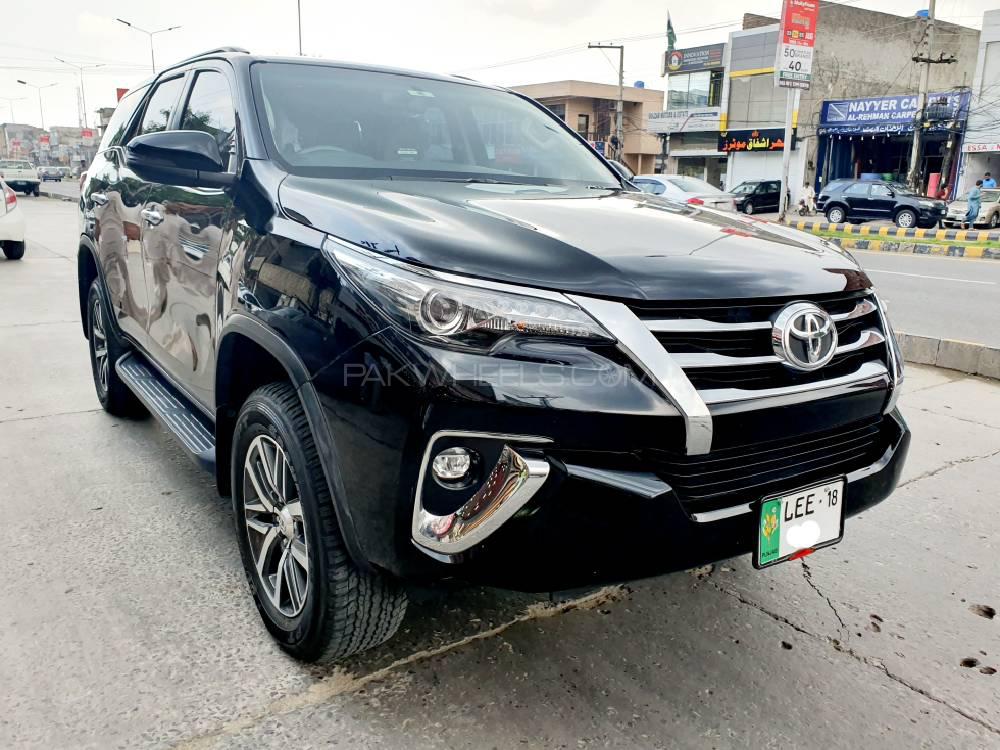 Toyota Fortuner 2018 for Sale in Lahore Image-1