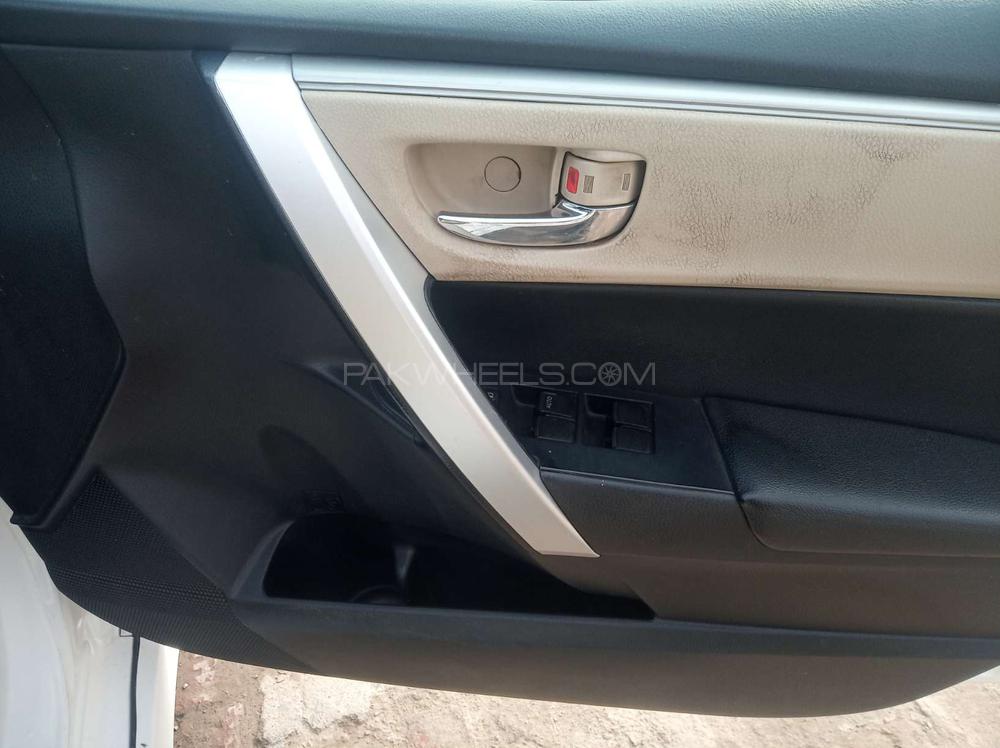 Toyota Corolla 2014 for Sale in Gujranwala Toyota Corolla 2014 for Sale in Gujranwala Image-9
