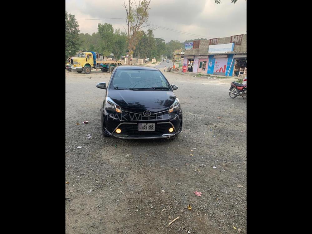Toyota Vitz 2014 for Sale in Mansehra Image-1