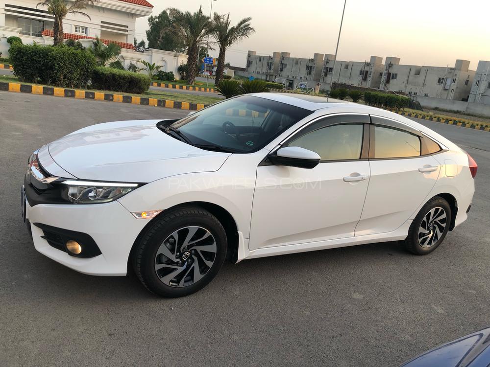 Honda Civic 2019 for Sale in Sialkot Honda Civic 2019 for Sale in Sialkot Image-5