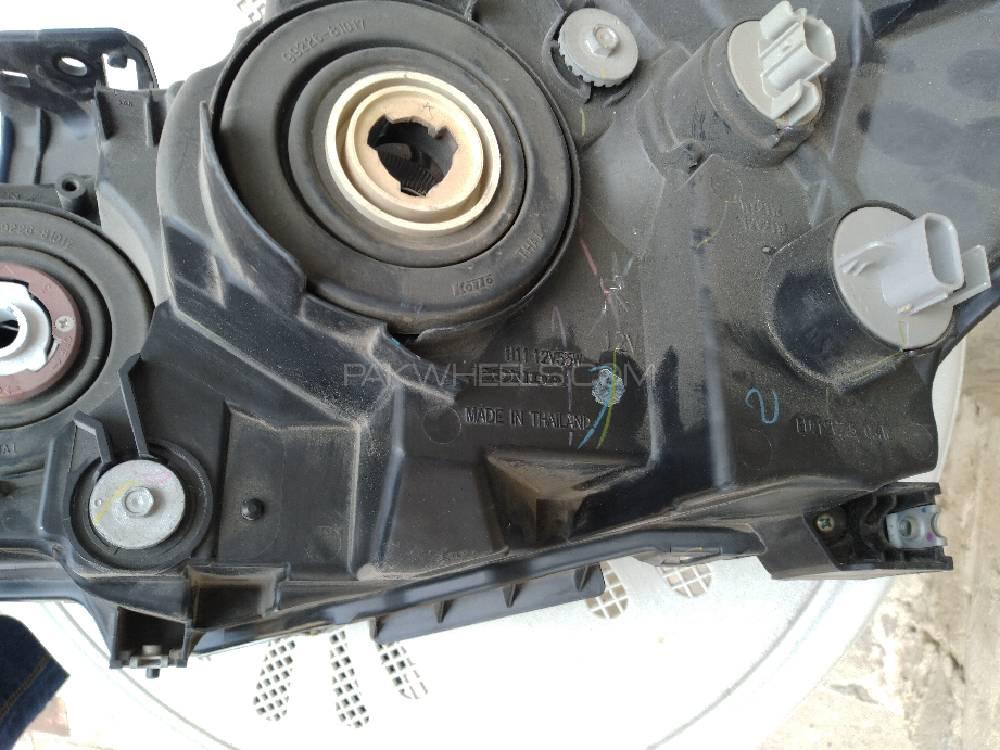 GENUINE HONDA CIVIC HEAD LIGHTS PAIR FOR SALE GENUINE HONDA CIVIC HEAD LIGHTS PAIR FOR SALE Image-5