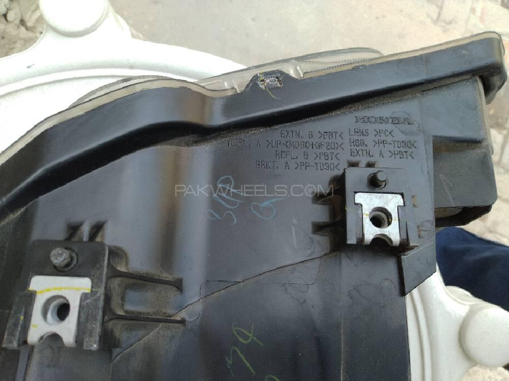 GENUINE HONDA CIVIC HEAD LIGHTS PAIR FOR SALE GENUINE HONDA CIVIC HEAD LIGHTS PAIR FOR SALE Image-4