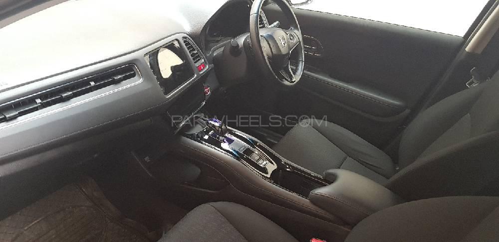 Honda Vezel 2014 for Sale in Islamabad Honda Vezel 2014 for Sale in Islamabad Image-3