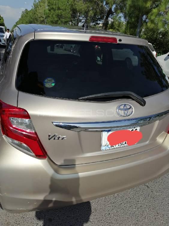 Toyota Vitz 2014 for Sale in Islamabad Image-1