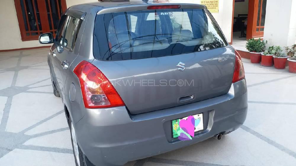 Suzuki Swift 2011 for Sale in Multan Image-1