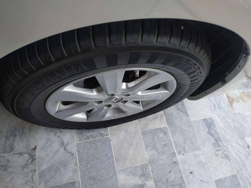 Toyota Corolla 2014 for Sale in Peshawar Toyota Corolla 2014 for Sale in Peshawar Image-9