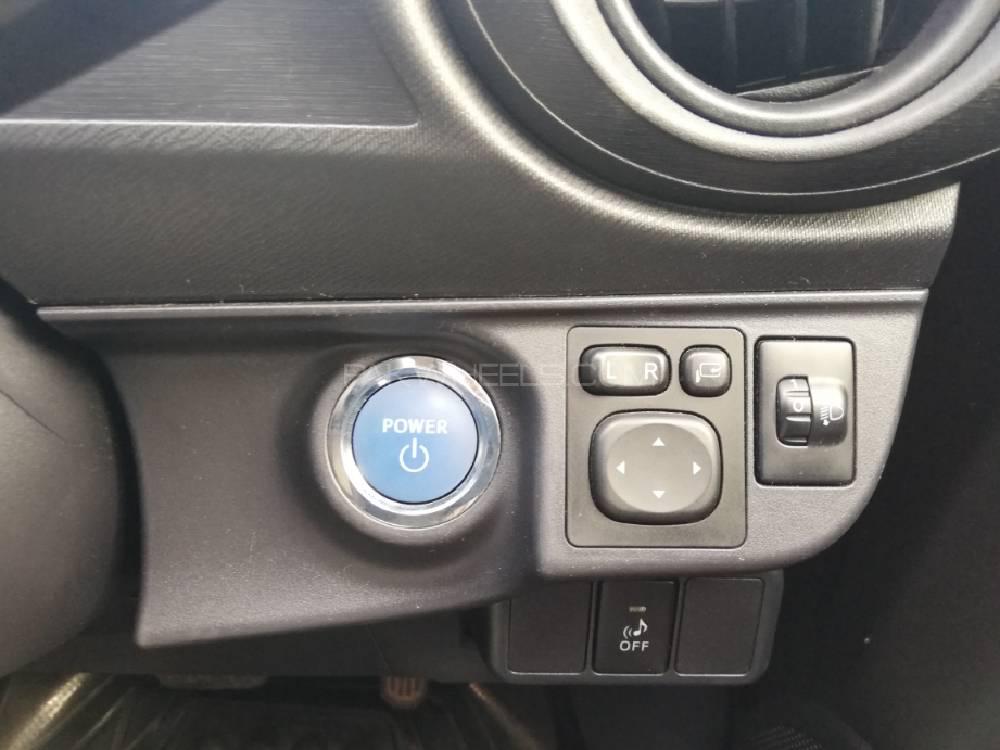 Toyota Aqua 2014 for Sale in Karachi Toyota Aqua 2014 for Sale in Karachi Image-5