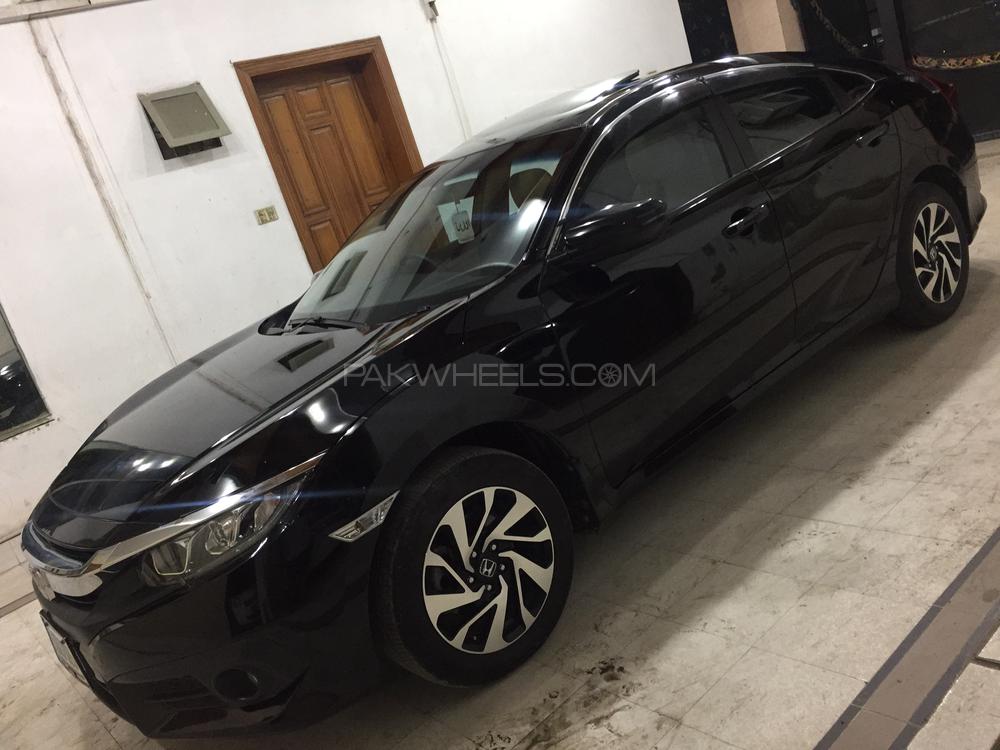 Honda Civic 2018 for Sale in Lahore Honda Civic 2018 for Sale in Lahore Image-5